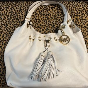 Michael Kors White Purse with Gold accents. Great for Summer!